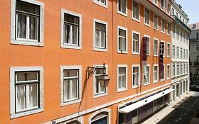 Spru Lisbon Summer Accommodation